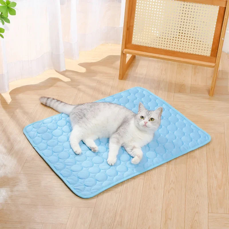 YEGBONG Cooling Pet Bed — Breathable Ice Silk Cushion